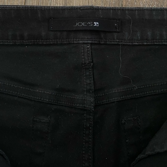 Joe’s Jeans High Rise Distressed Skinny Jeans. Ragged Hem. Black Size 28. - Picture 4 of 8